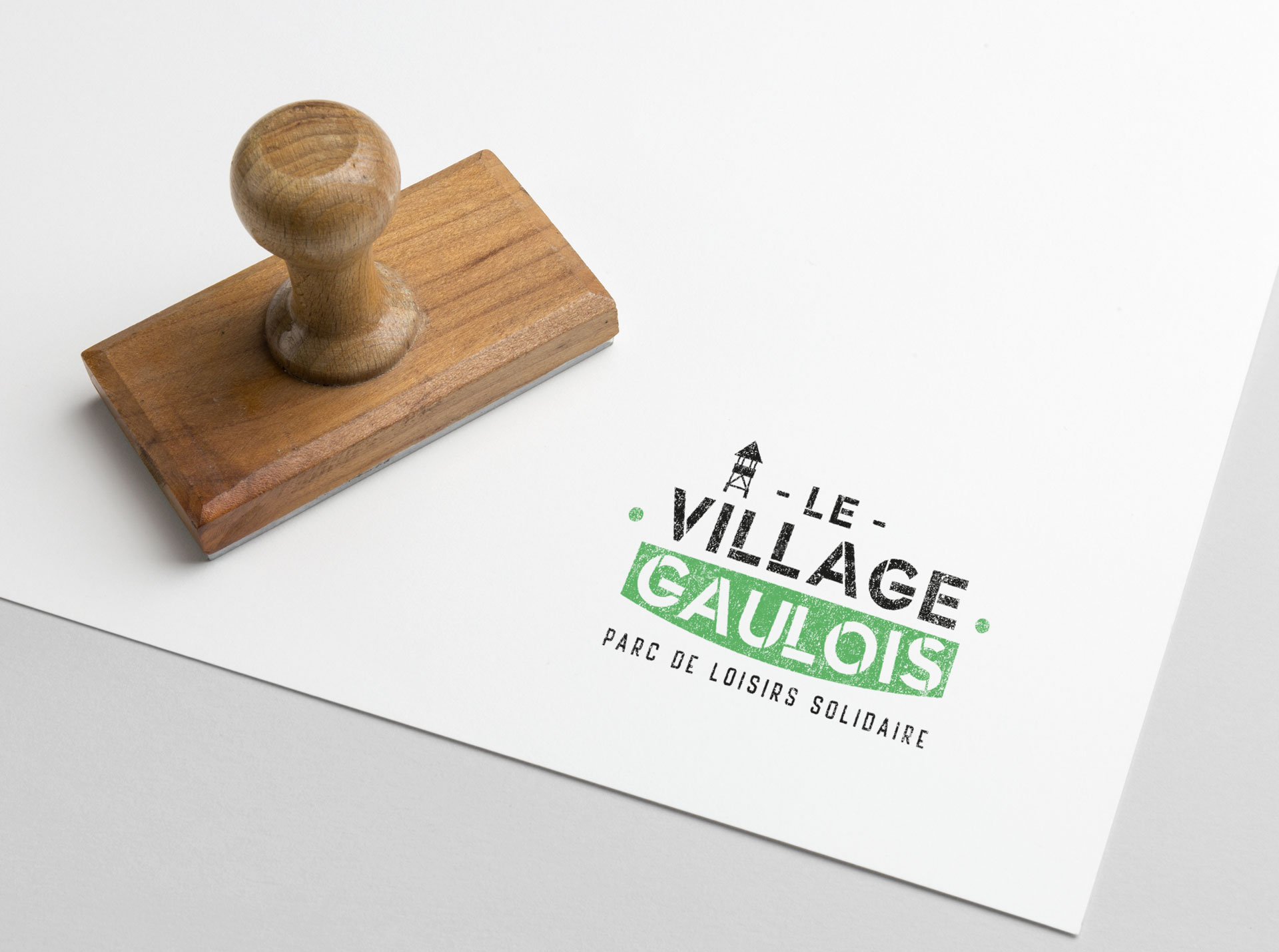 création-nouveau-logo-village-gaulois-agence-Coqueliko